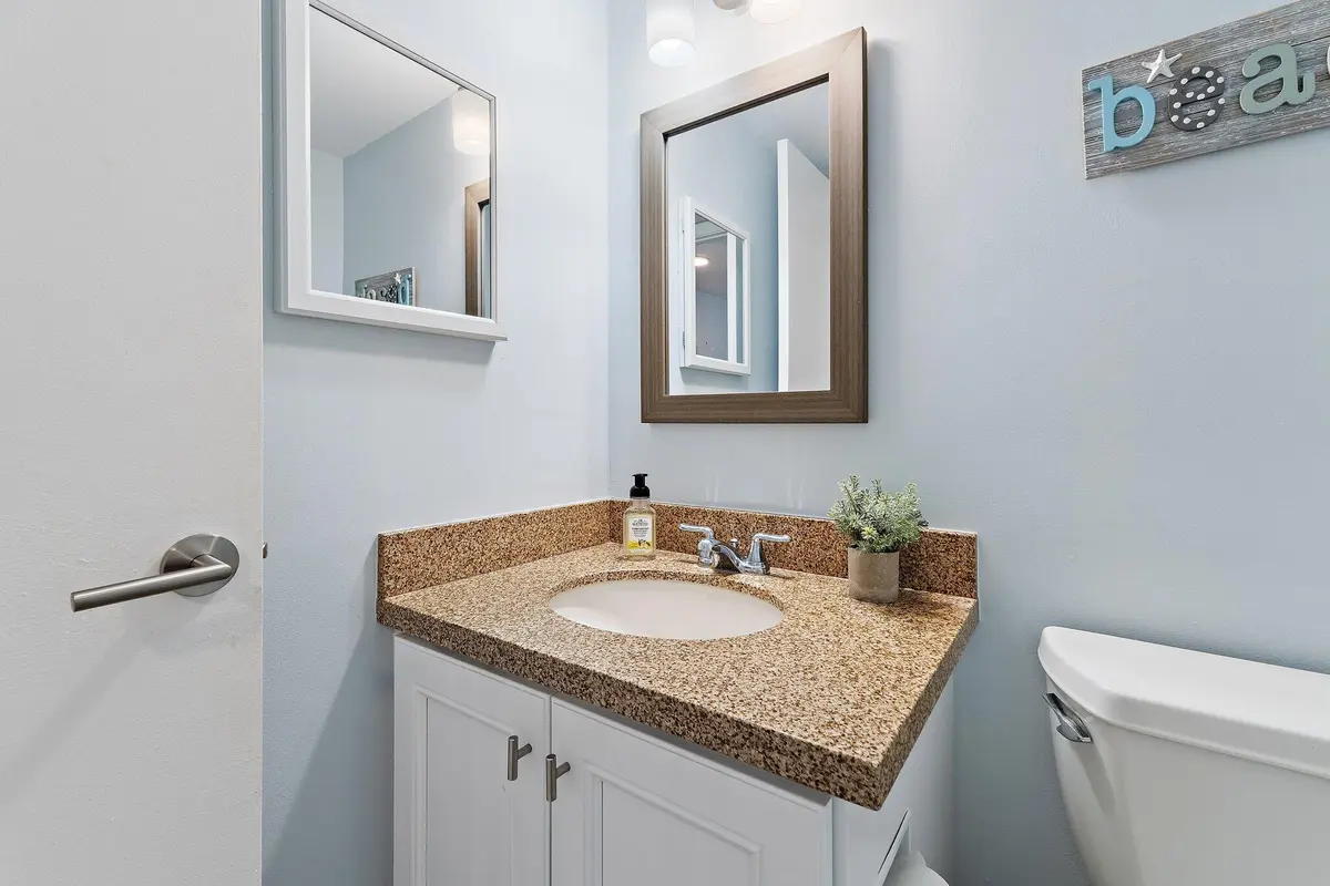 Half bath at 1605 S US HIGHWAY 1 A407, Jupiter