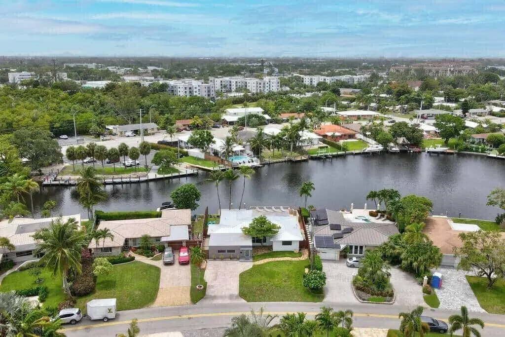 s2 at 1631 Poinsettia Drive, Fort Lauderdale
