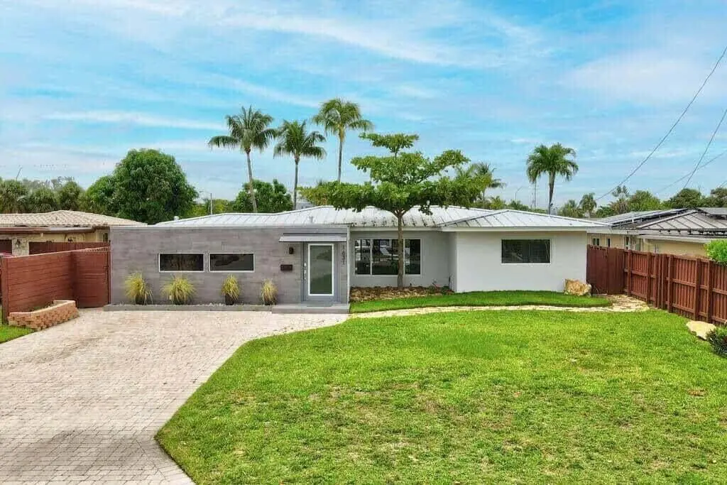 s3 at 1631 Poinsettia Drive, Fort Lauderdale