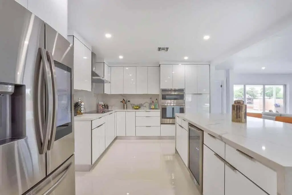 s6 at 1631 Poinsettia Drive, Fort Lauderdale