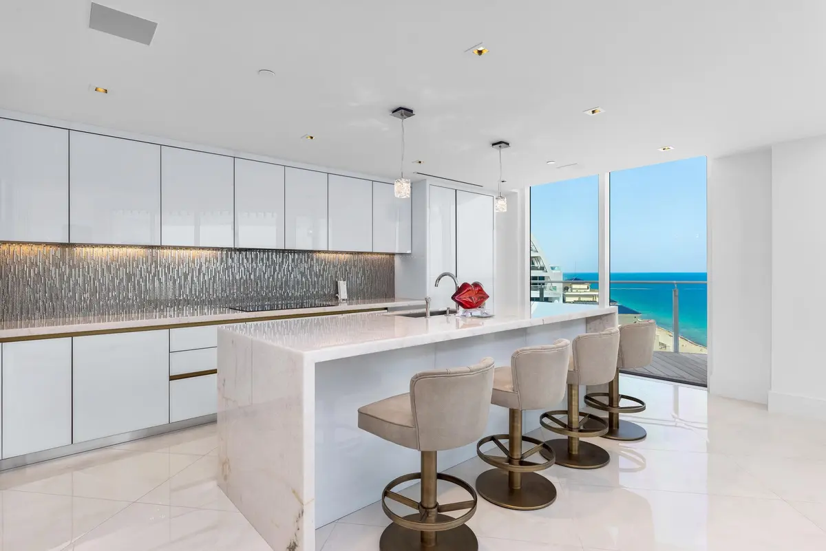 Kitchen at 525 N FORT LAUDERDALE BEACH Boulevard 1702, Fort Lauderdale