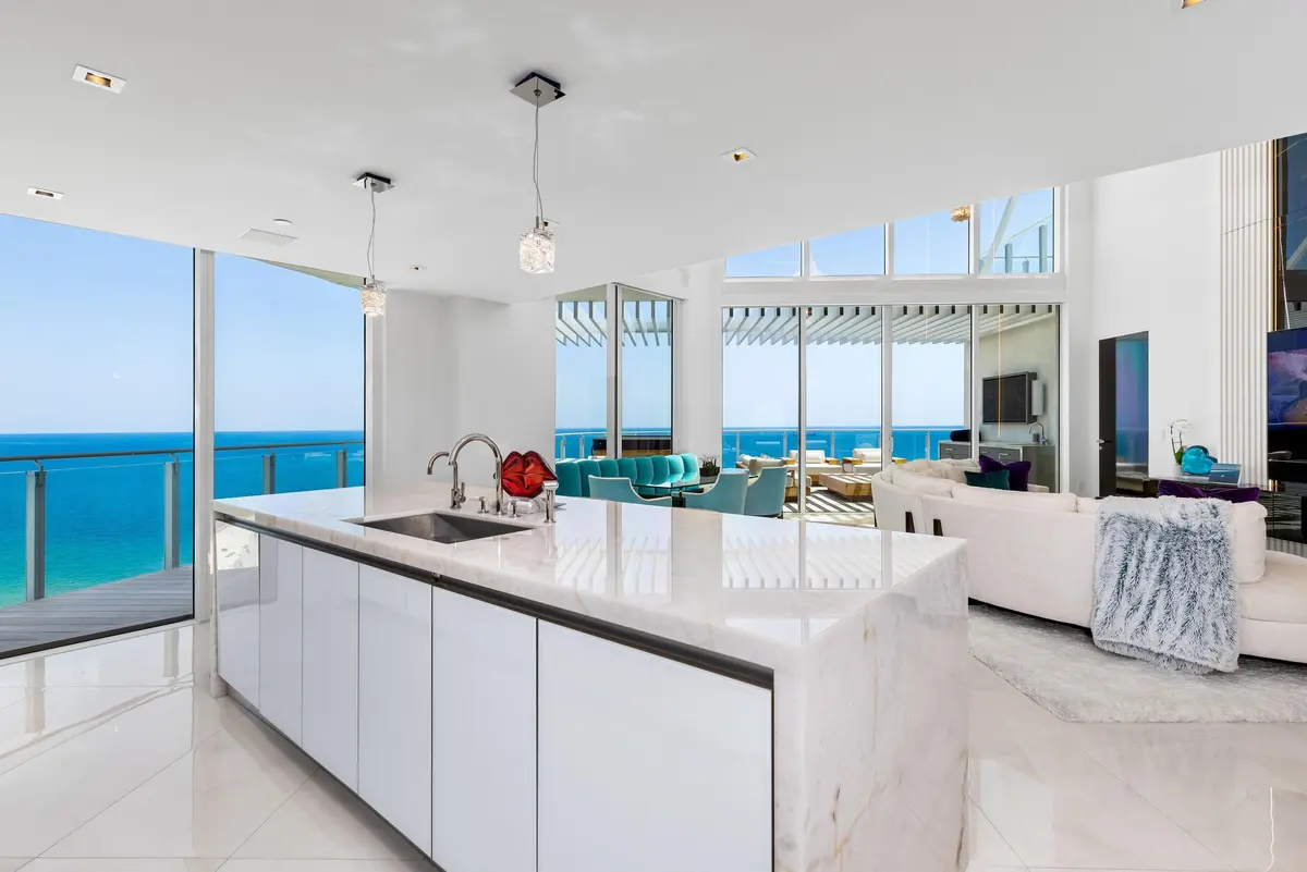 Kitchen at 525 N FORT LAUDERDALE BEACH Boulevard 1702, Fort Lauderdale