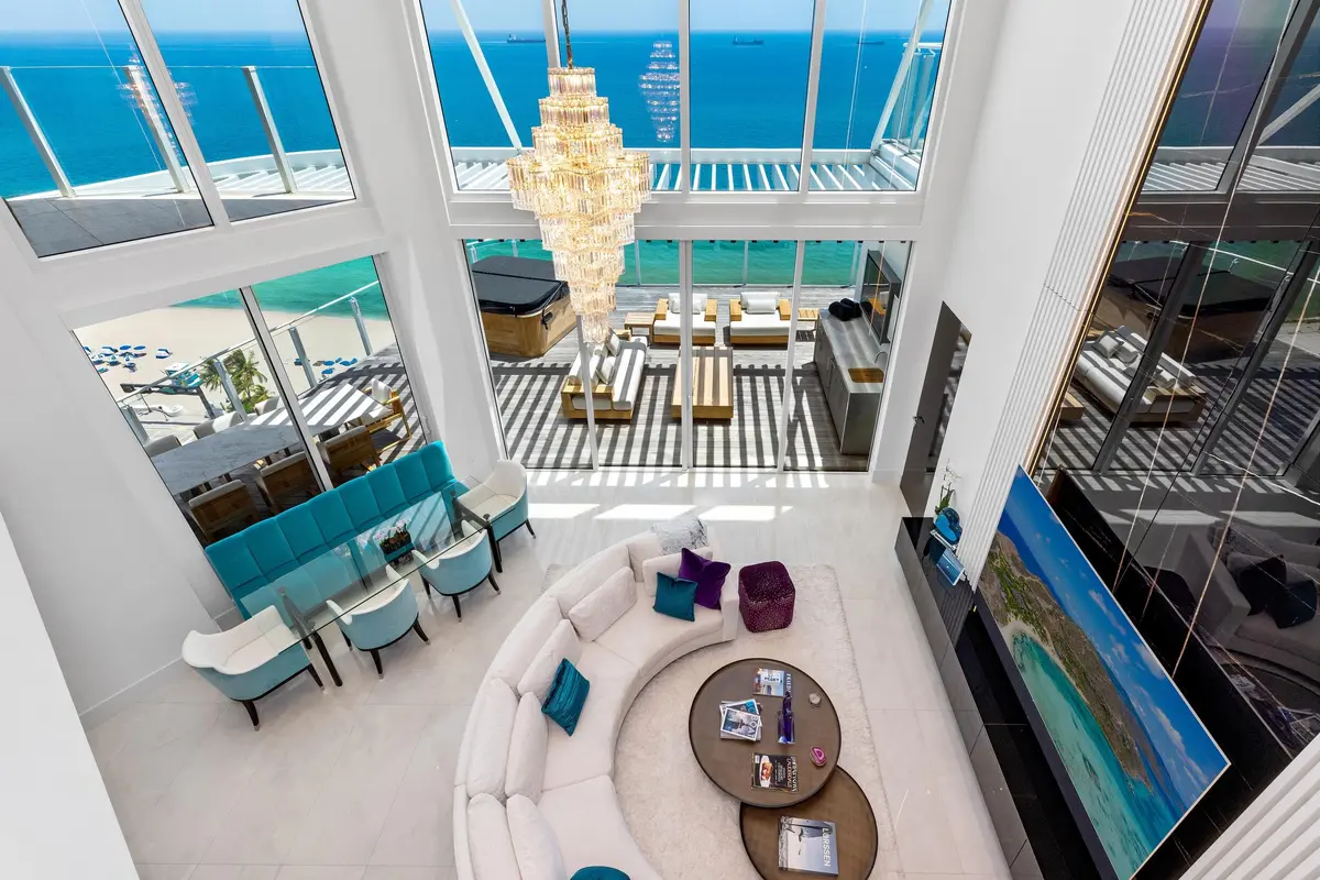 Living Area at 525 N FORT LAUDERDALE BEACH Boulevard 1702, Fort Lauderdale