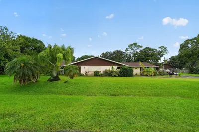 7105 SANTA ROSA Parkway, Fort Pierce – Single Family Residence for sale