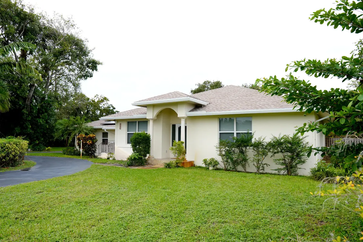 DSC00039 E1 at 821 SW 13TH Court, Pompano Beach