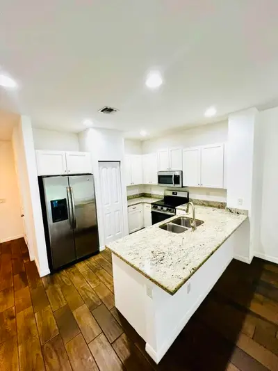 1129 VERMILION Drive, Lake Worth Beach – Townhouse for rent