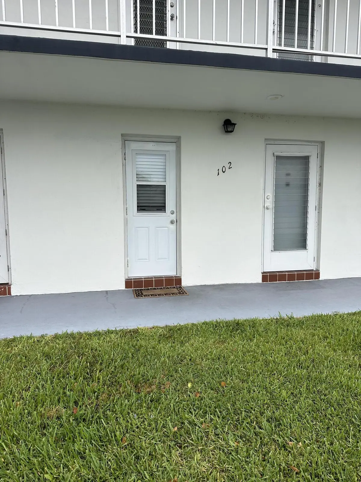Front view at 1113 Lake Terrace, Boynton Beach