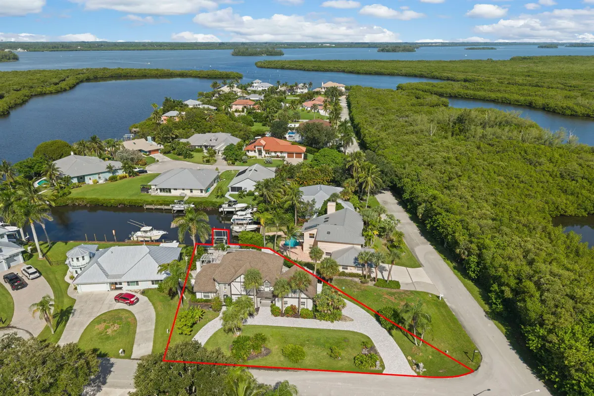 1-web-or-mls-121 Queen Eugenia Ct - 1 at 121 Queen Eugenia Court, Fort Pierce