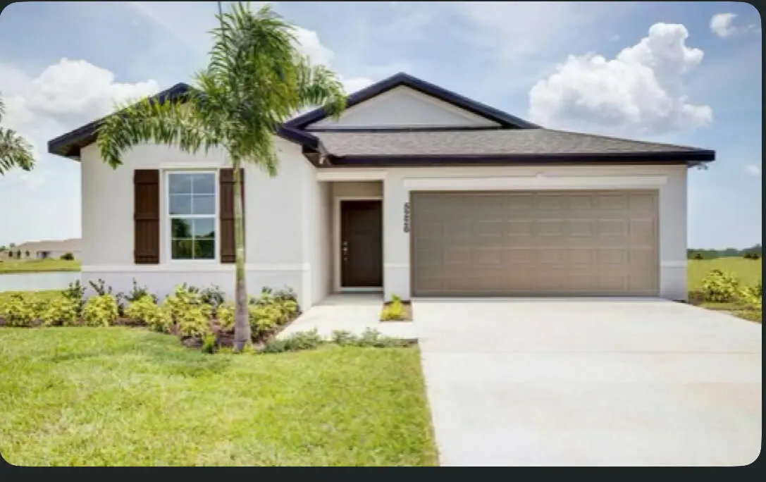 Front at 5226 ARMINA Place, Fort Pierce