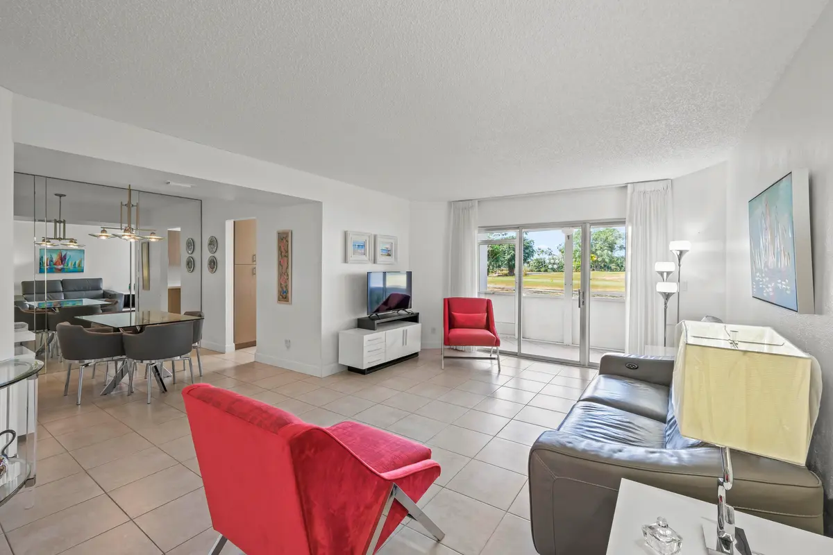 Living Room at 3871 VIA POINCIANA 104, Lake Worth