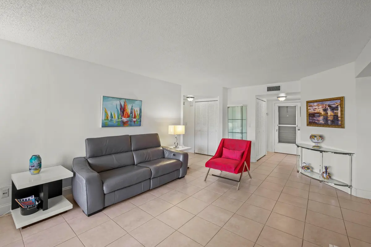 Living Room at 3871 VIA POINCIANA 104, Lake Worth