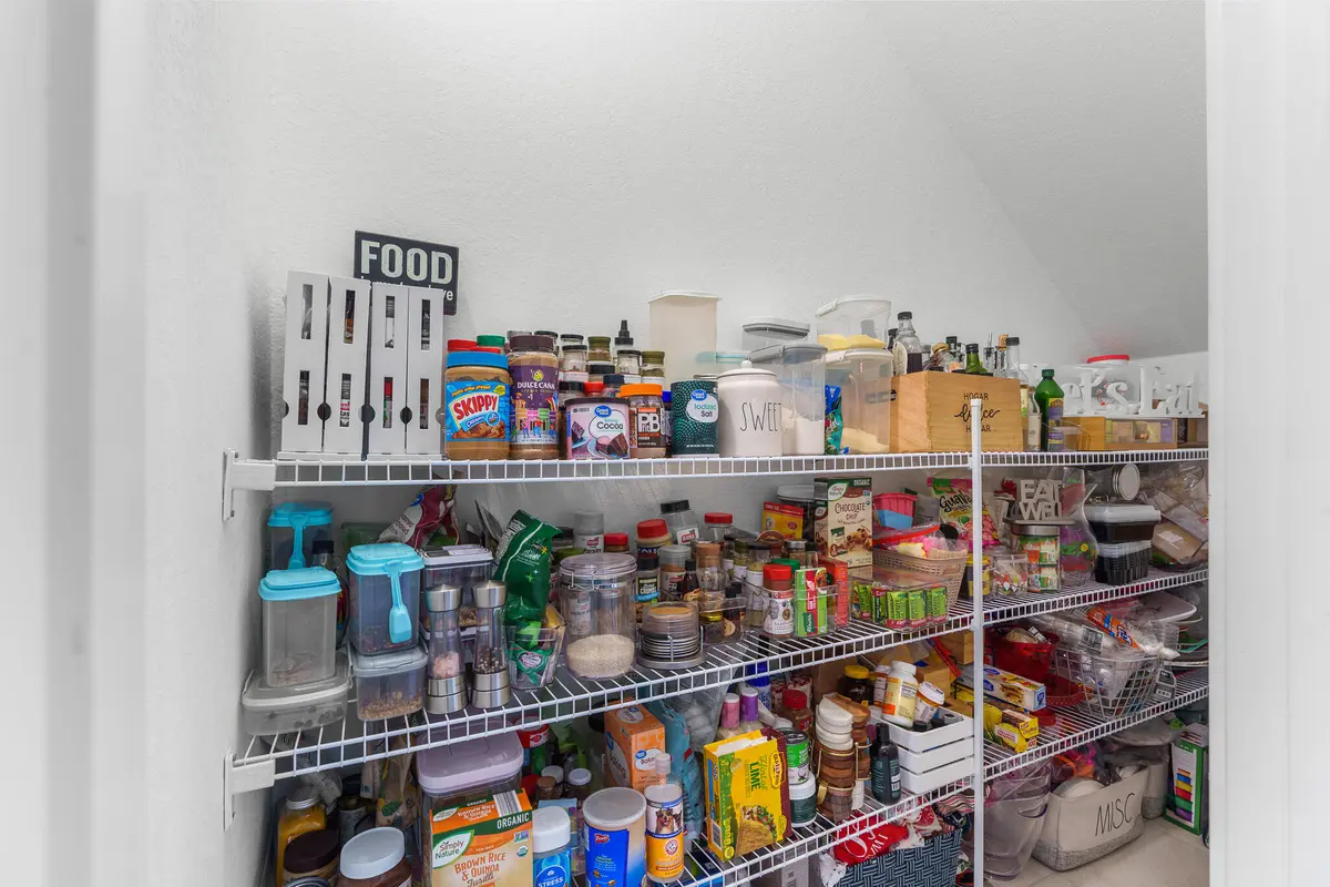 Closet at 527 NW 17TH Street, Fort Lauderdale