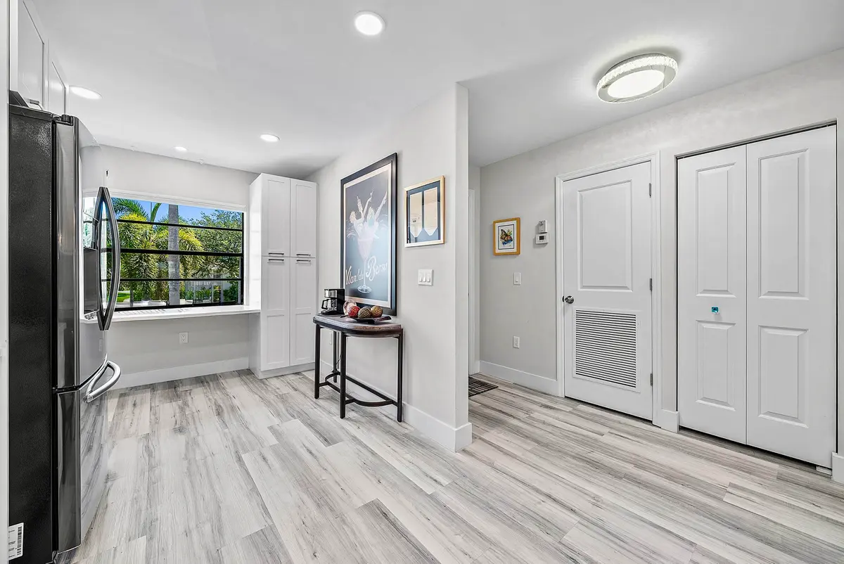 Entrance Foyer at 42 STRATFORD Lane D, Boynton Beach