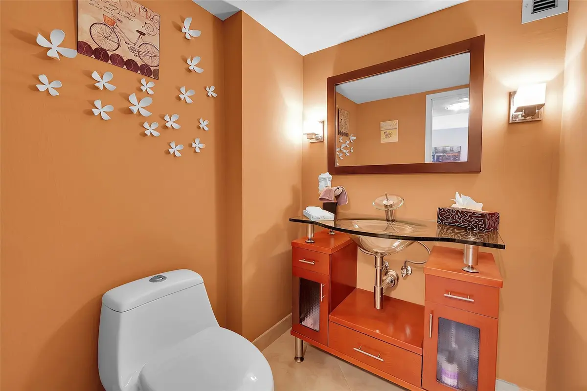 guest bathroom at 1200 HIBISCUS Avenue PH3, Pompano Beach