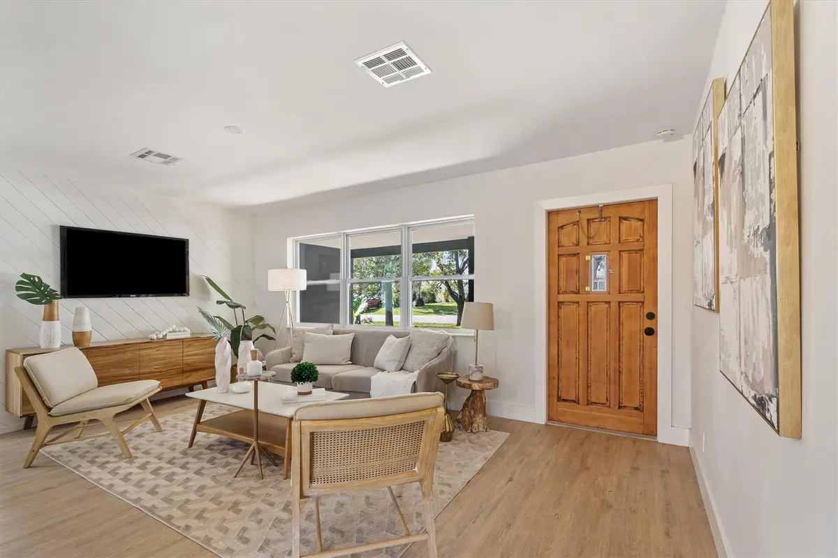 Photo 3 at 181 NW 48TH Court, Oakland Park