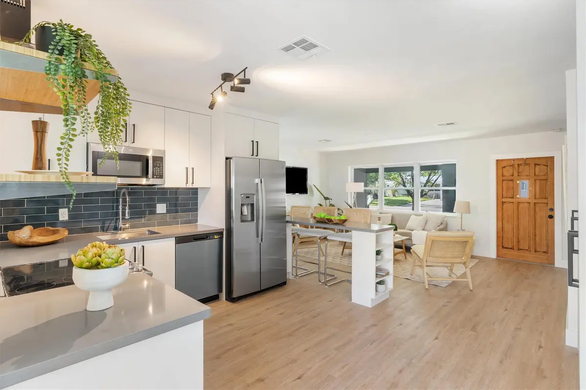 Photo 8 at 181 NW 48TH Court, Oakland Park