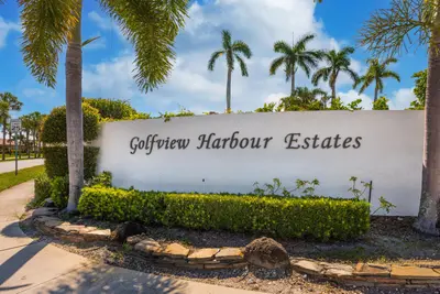 1315 SW 25TH Avenue, Boynton Beach – Single Family Residence for sale
