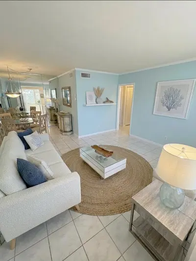 6 Abbey Lane 104, Delray Beach – Condominium for sale