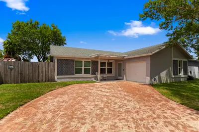 8621 NW 3RD Street, Pembroke Pines – sold