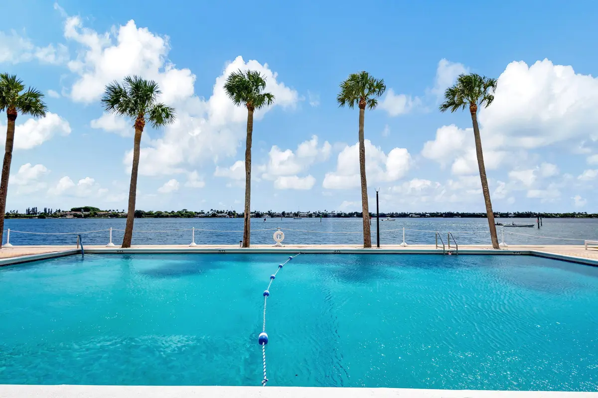 Pool at 2600 N Flagler Drive 813, West Palm Beach