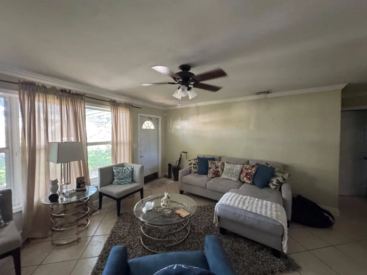 WhatsApp Image 2026-08-19 at 10.33.16 (6 at 1450 NE 32ND Street, Pompano Beach