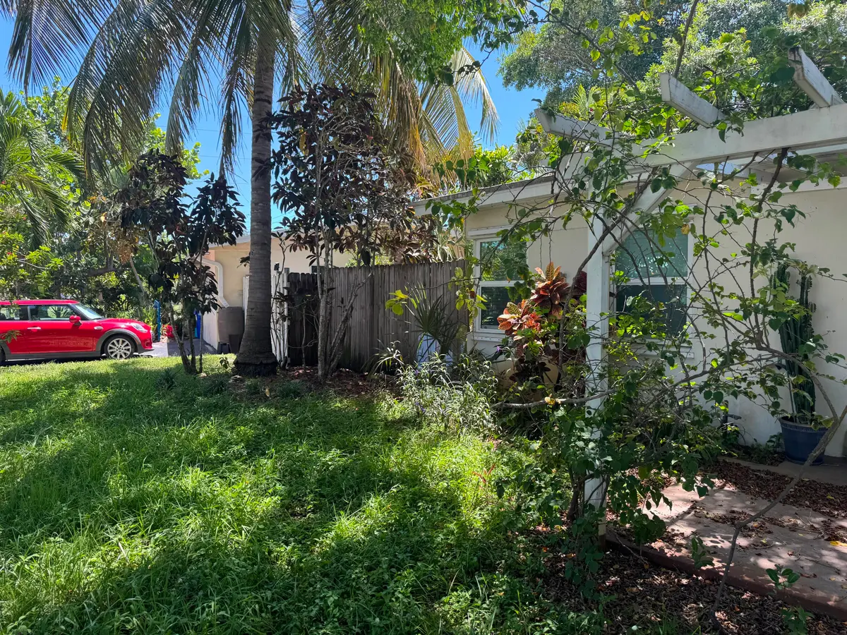 WhatsApp Image 2026-08-19 at 10.33.12 at 1450 NE 32ND Street, Pompano Beach