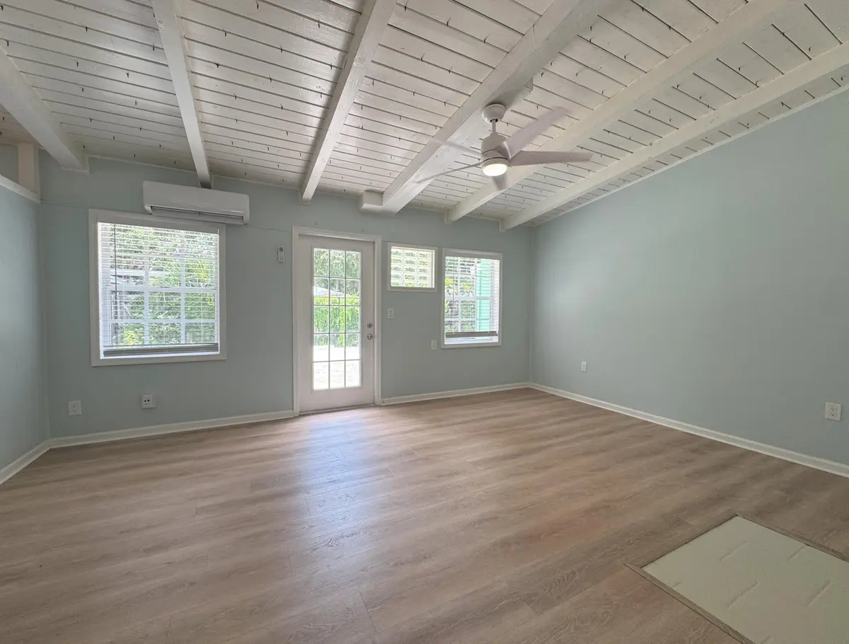3 (4) at 2204 PONCE DE LEON Circle 3, Vero Beach