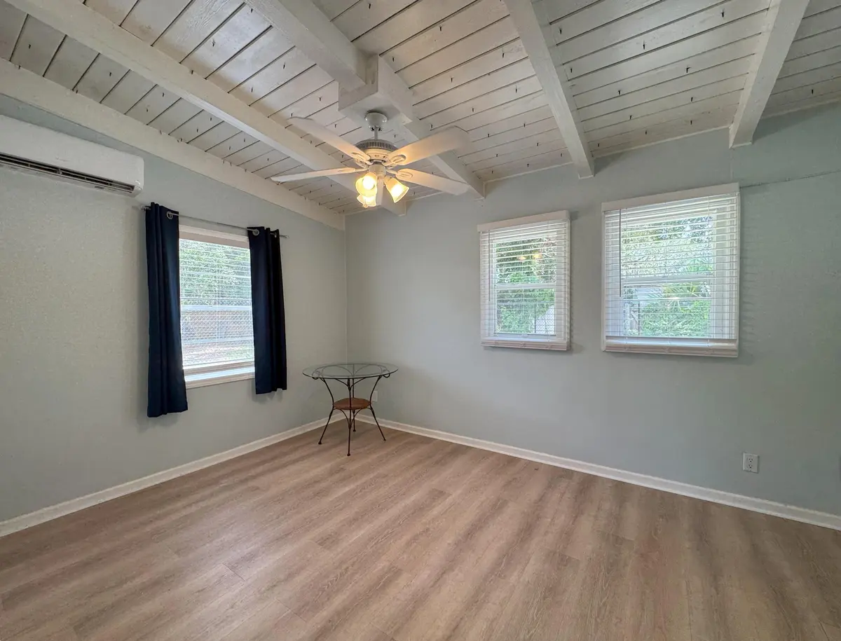 5 (5) at 2204 PONCE DE LEON Circle 3, Vero Beach