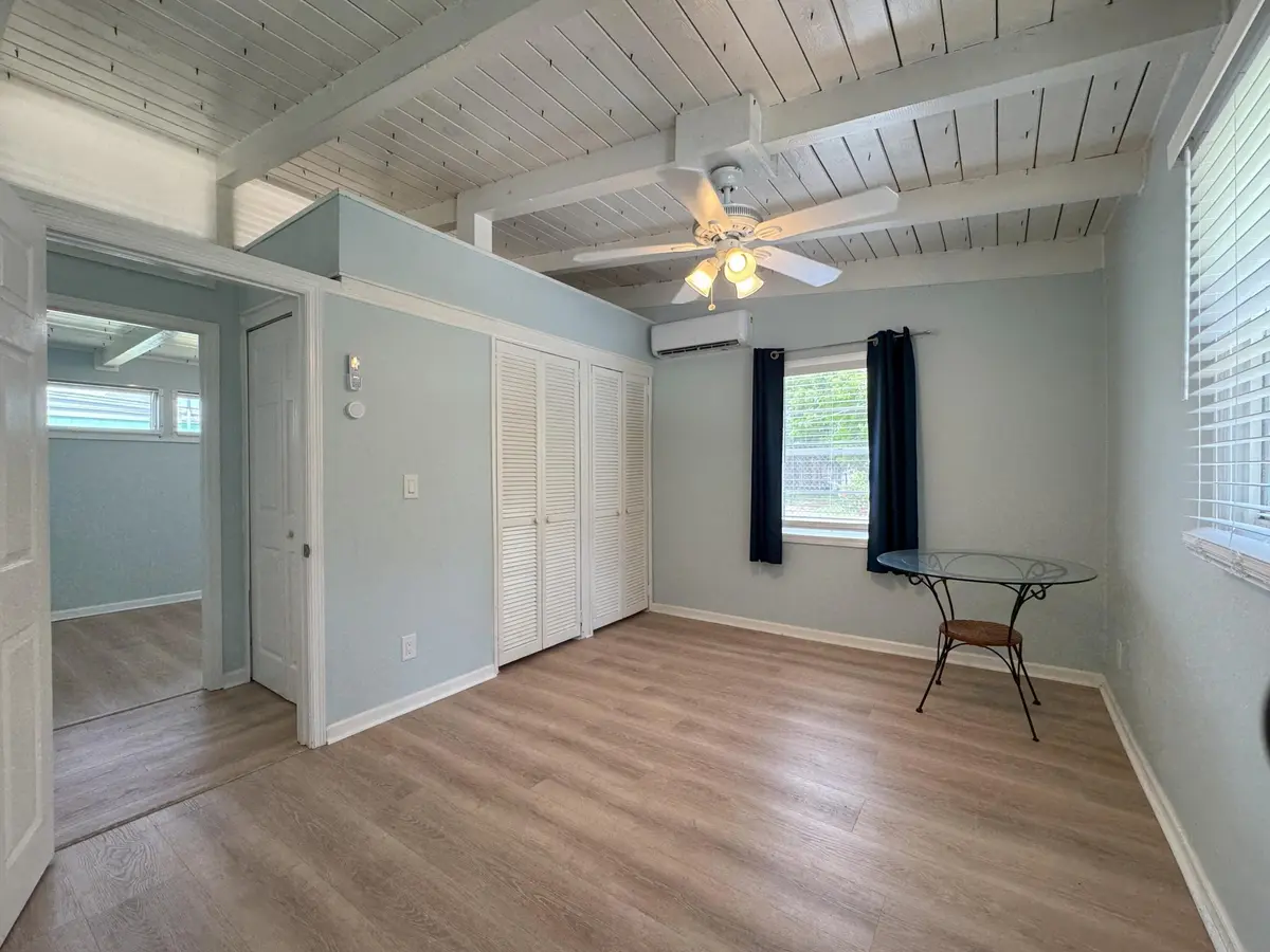 6 (3) at 2204 PONCE DE LEON Circle 3, Vero Beach