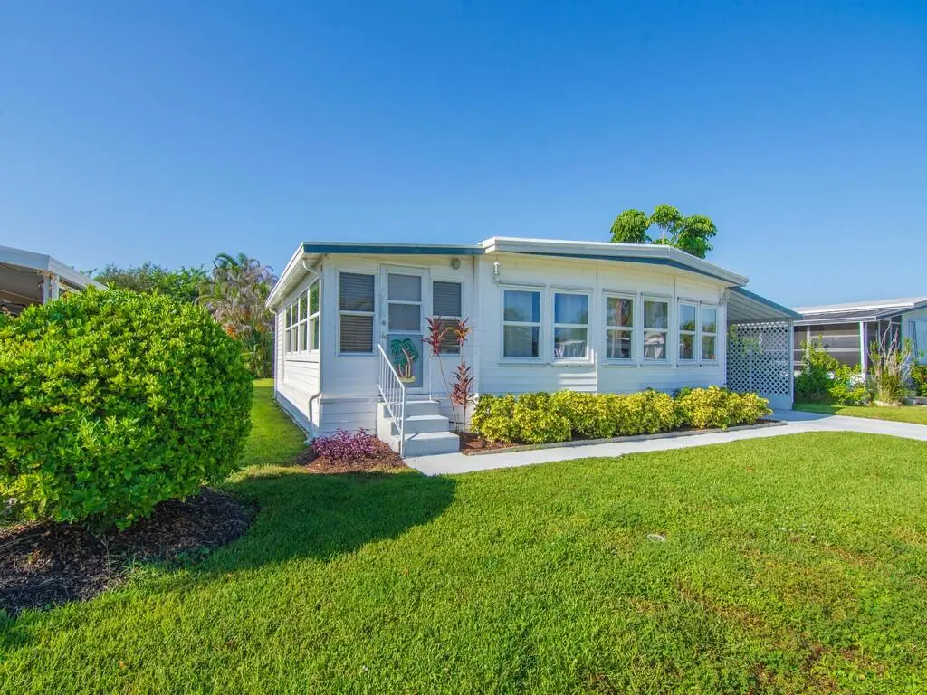 Front of Structure at 58 Village Lane, Jensen Beach