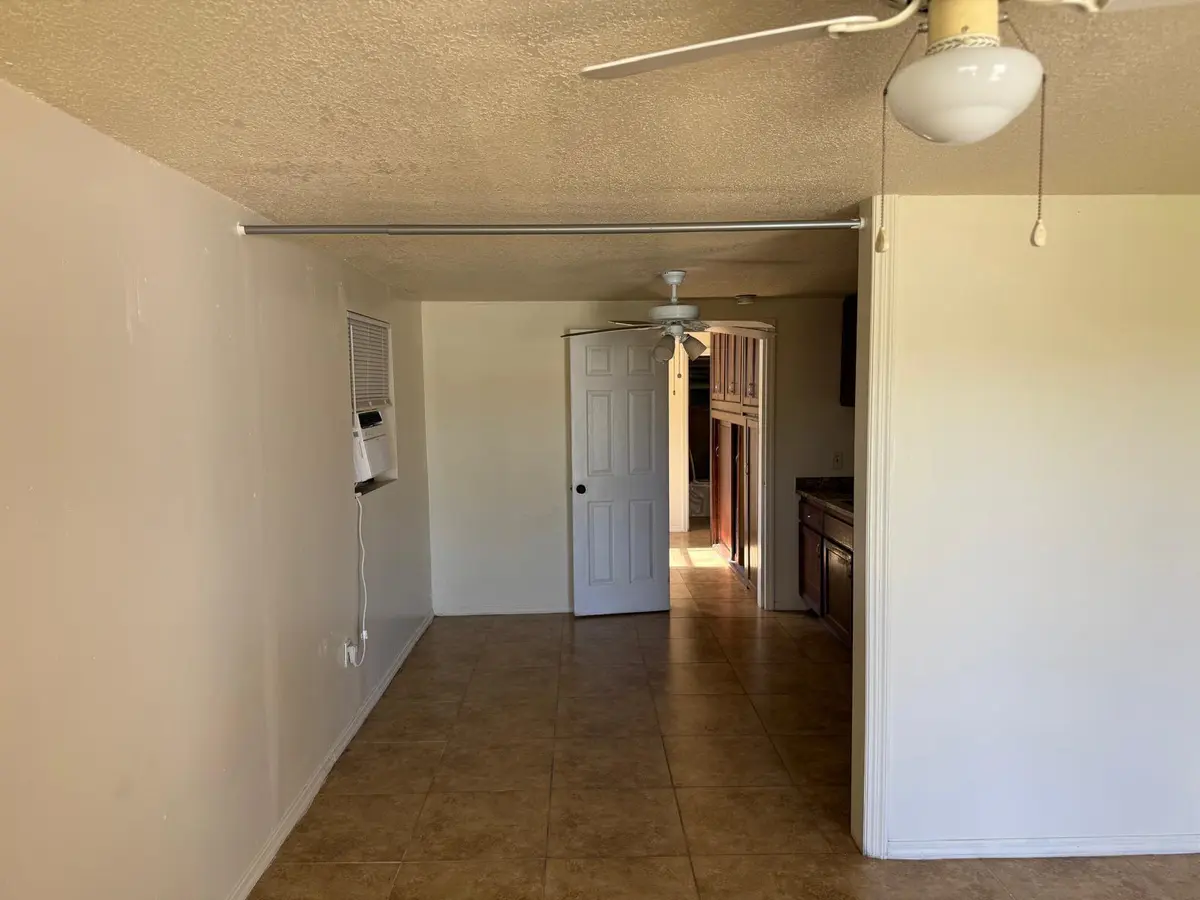 Eat-In Dining at 1403 Avenue M, Fort Pierce