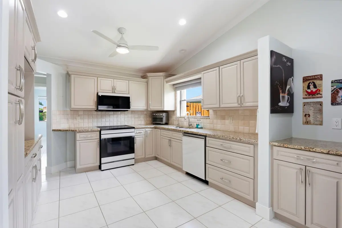13-web-or-mls-009_0E2A8998 at 2390 NW 15TH Street, Delray Beach