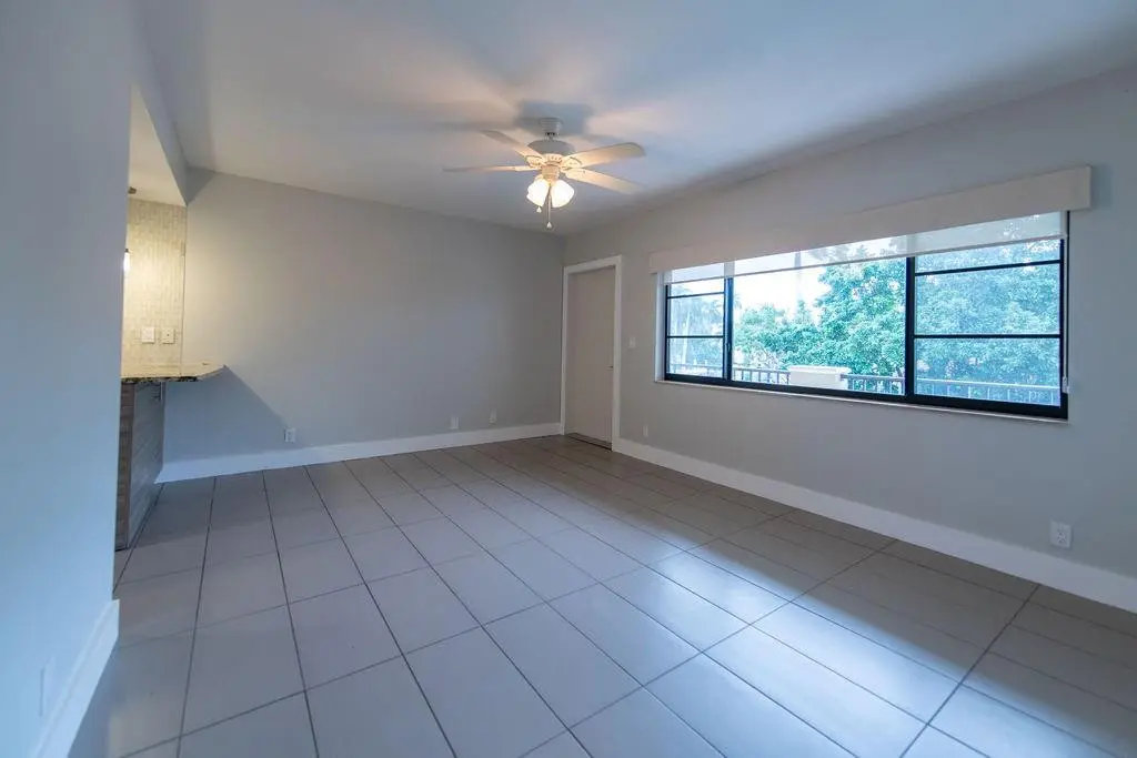 Photo 3 at 64 ISLE OF VENICE Drive APT 22, Fort Lauderdale