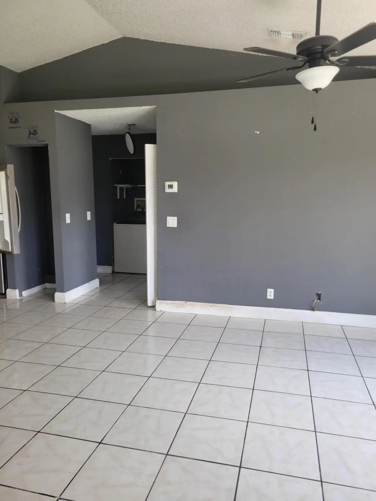 Living room at 2837 STONEWAY Lane D, Fort Pierce