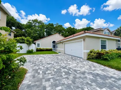 10160 Festival Way, Boca Raton – leased