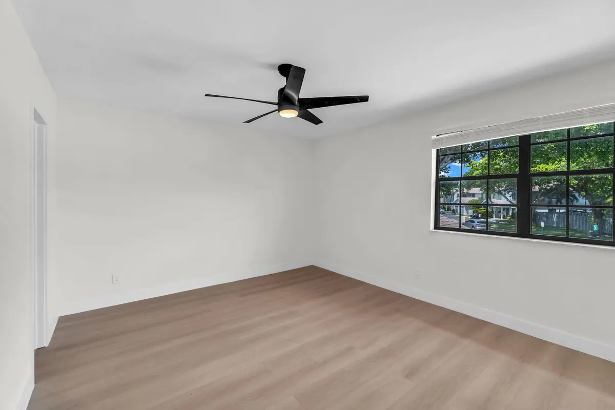 52-web-or-mls-DSC01485 at 176 NW 106th Terrace, Pembroke Pines