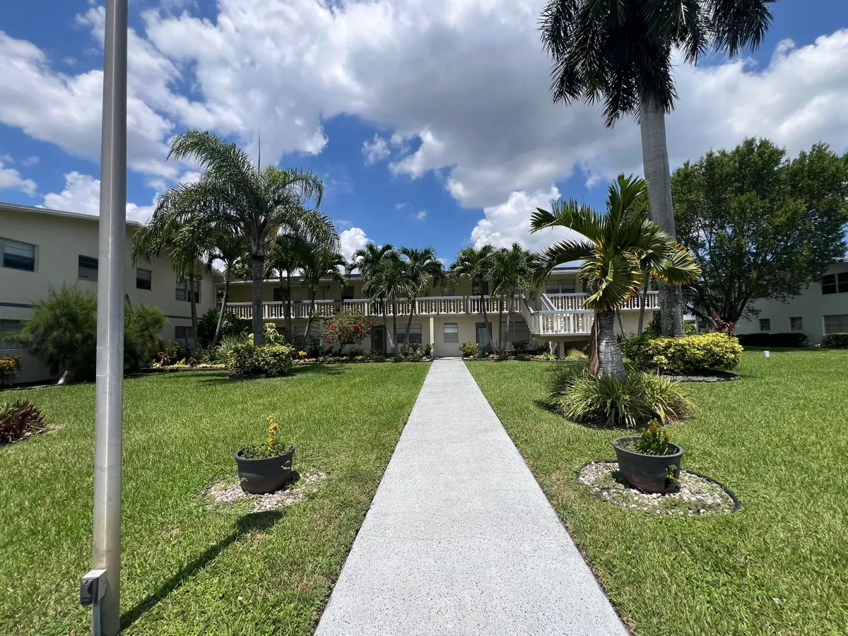 Prescott M - Exterior at 255 Prescott M, Deerfield Beach