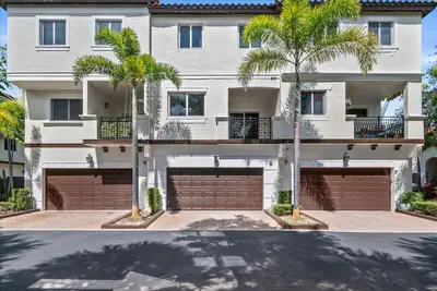 1403 Coastal Bay Boulevard, Boynton Beach – Townhouse for sale