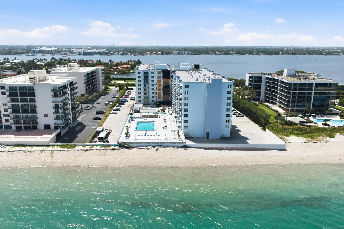 DJI_20260817145109_0117_D at 3450 S OCEAN Boulevard 3280, Palm Beach