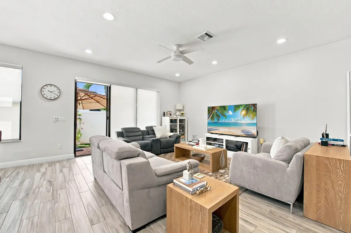 TownHome at 20916 NW 1ST Drive, Pembroke Pines