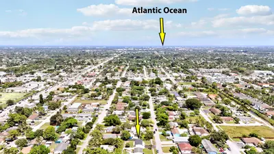 4785 Clinton Boulevard, Lake Worth – Single Family Residence for sale