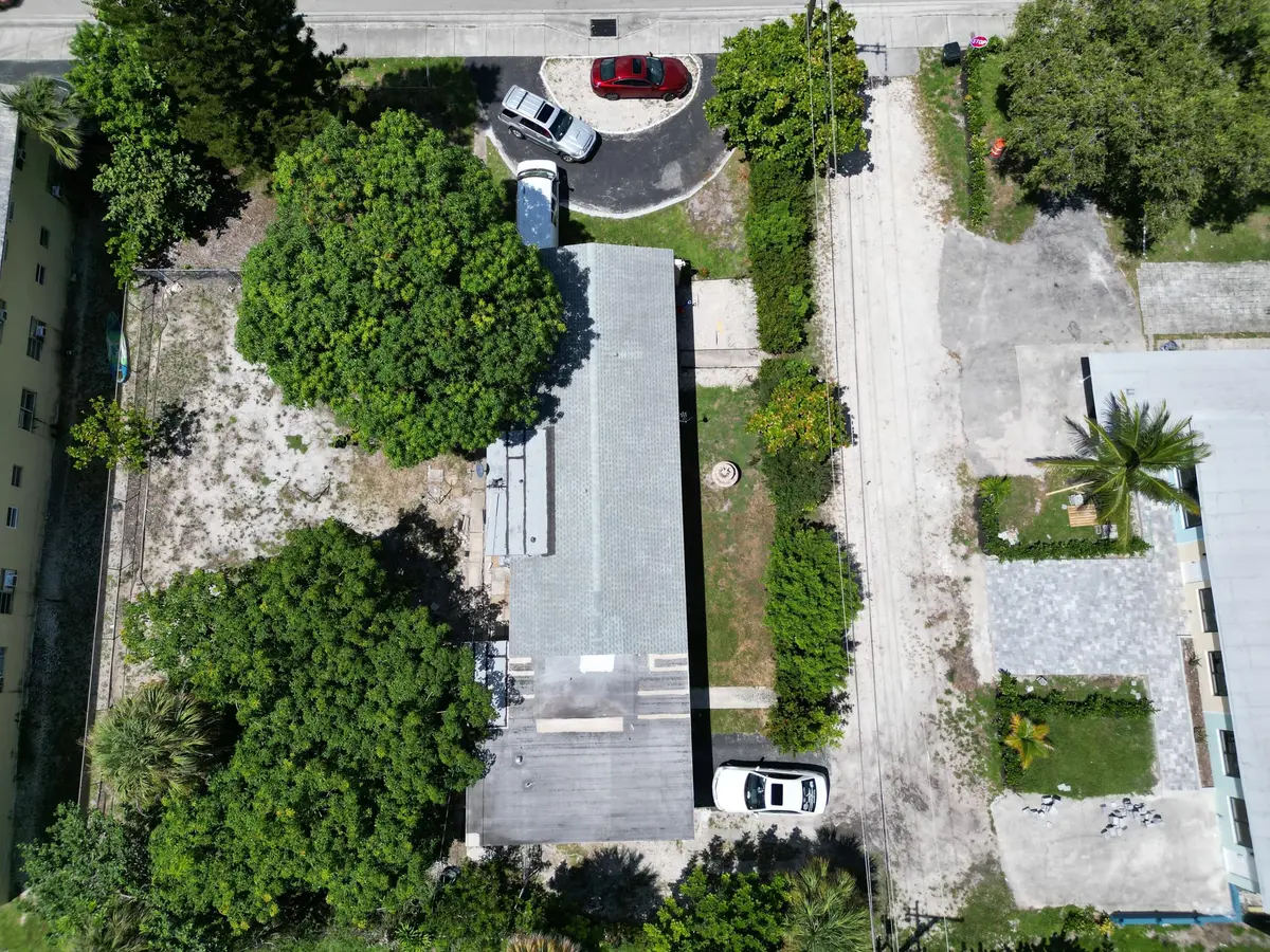 c14e7355-4252-4ebf-81a9-e6c7fe327299 at 1302 S FEDERAL Highway, Lake Worth Beach
