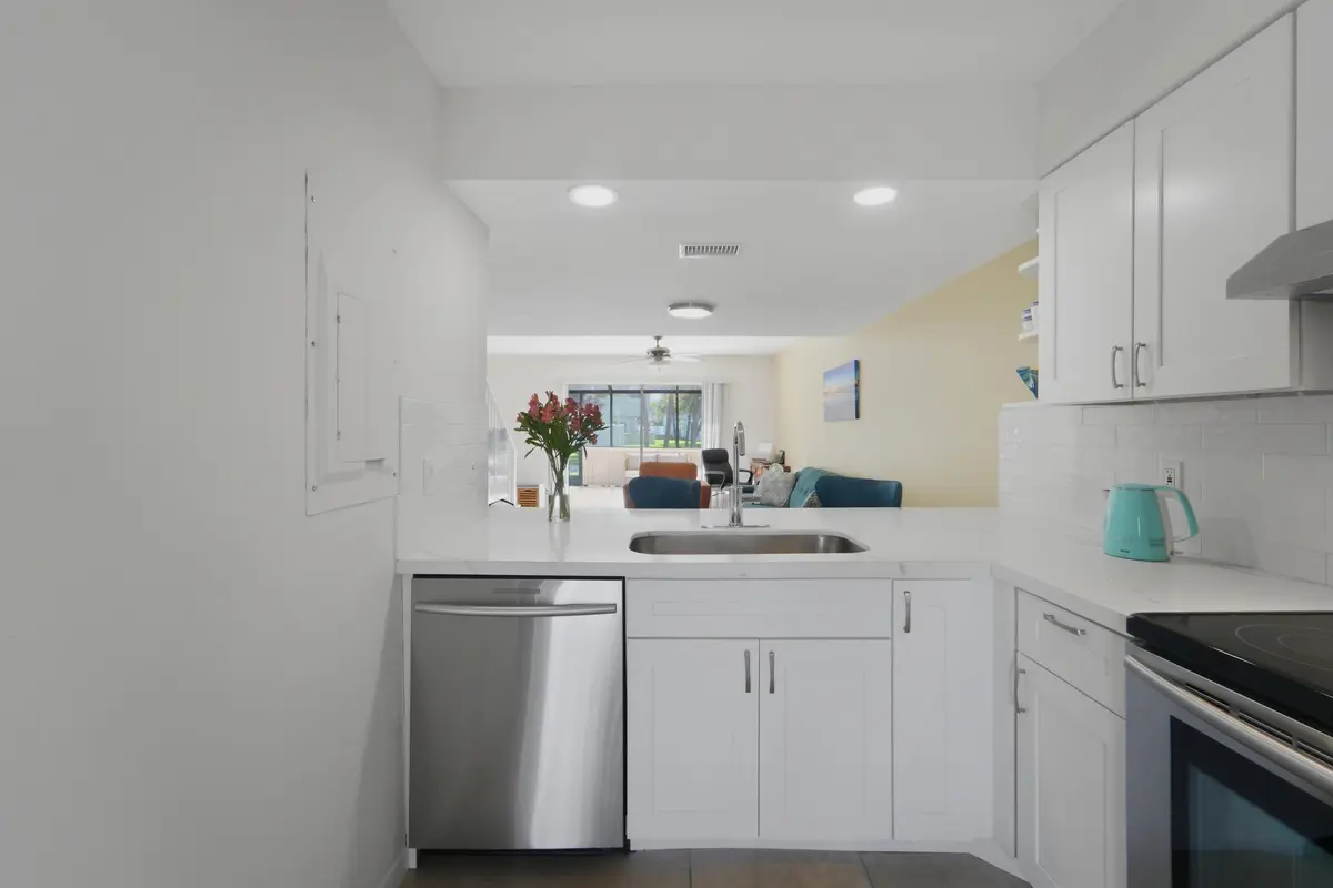 Kitchen at 6207 Riverwalk Lane 5, Jupiter