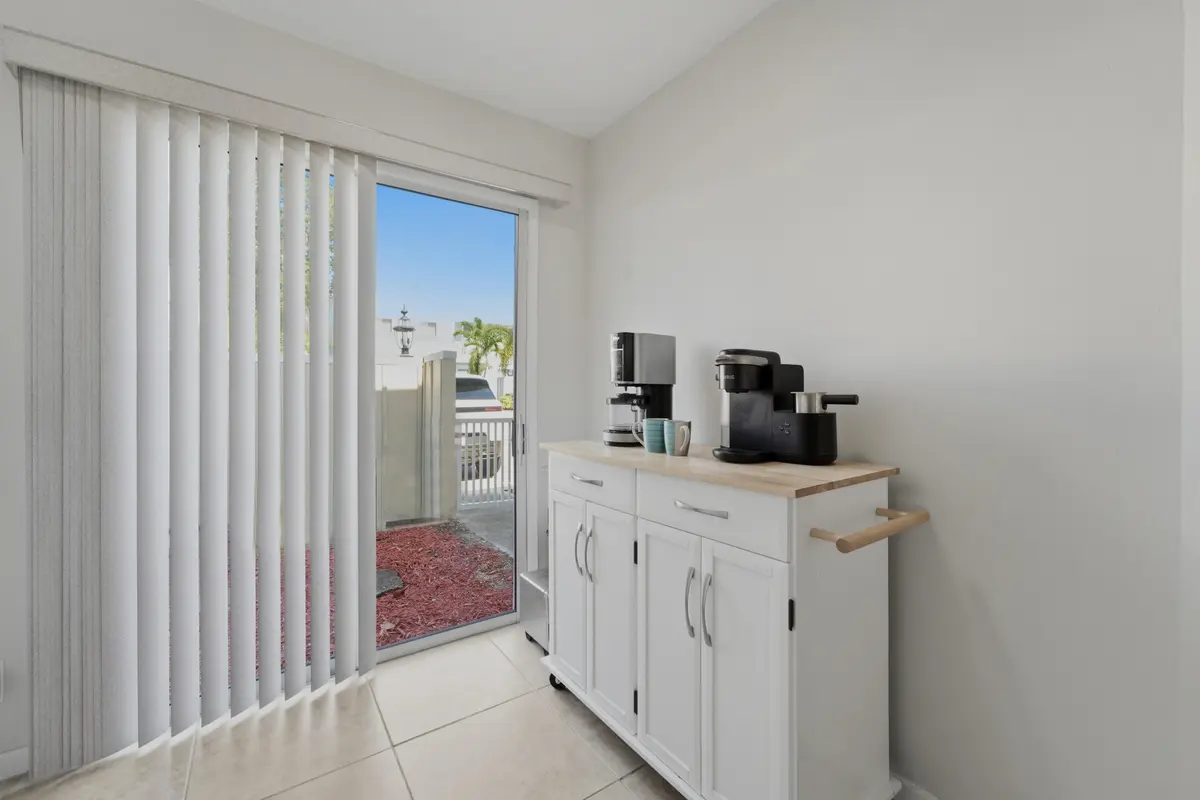 Coffee Bar or Eat-in at 6207 Riverwalk Lane 5, Jupiter