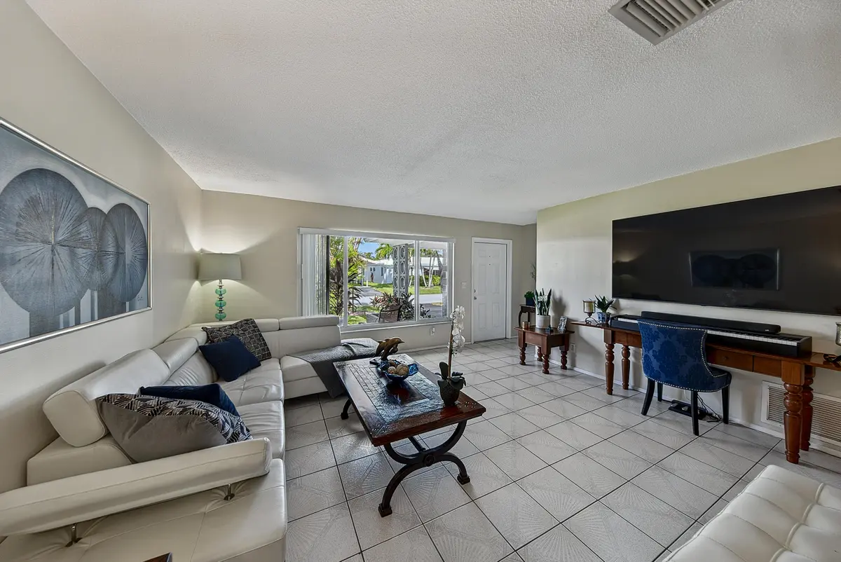 cowen-15 at 2930 NW 1st Drive, Pompano Beach
