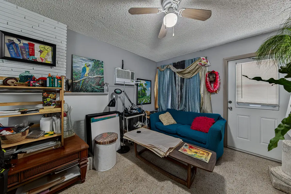 head-30 at 1223 NE 3rd Avenue 1-3, Fort Lauderdale