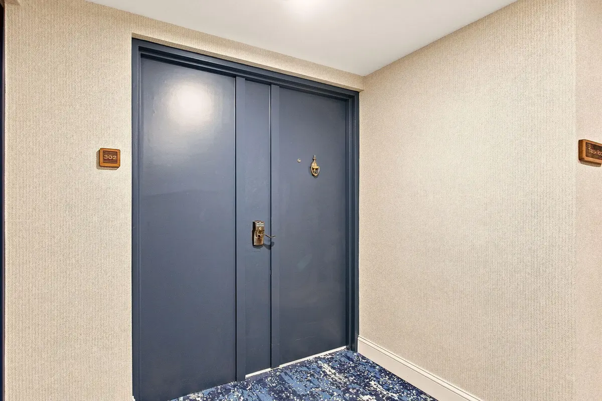 5-web-or-mls-Photo (48)-topaz at 2800 N HIGHWAY A1A 302, Fort Pierce