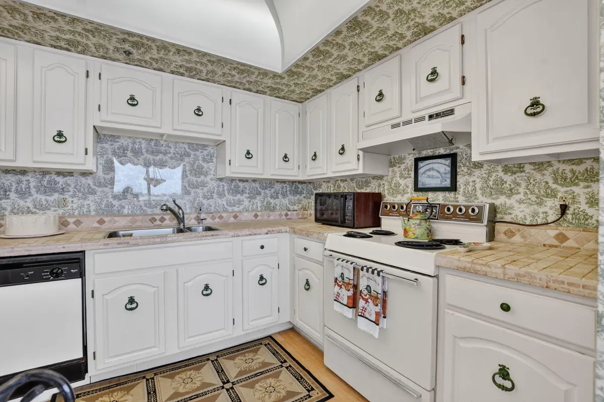 8-web-or-mls-DSC_6912 at 7786 Lakeside Boulevard 641, Boca Raton