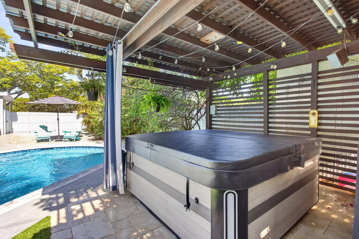 7-web-or-mls-4520-2122 at 4520 NE 15TH Avenue, Pompano Beach