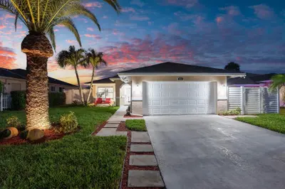 533 NE 1st Avenue, Deerfield Beach – sold